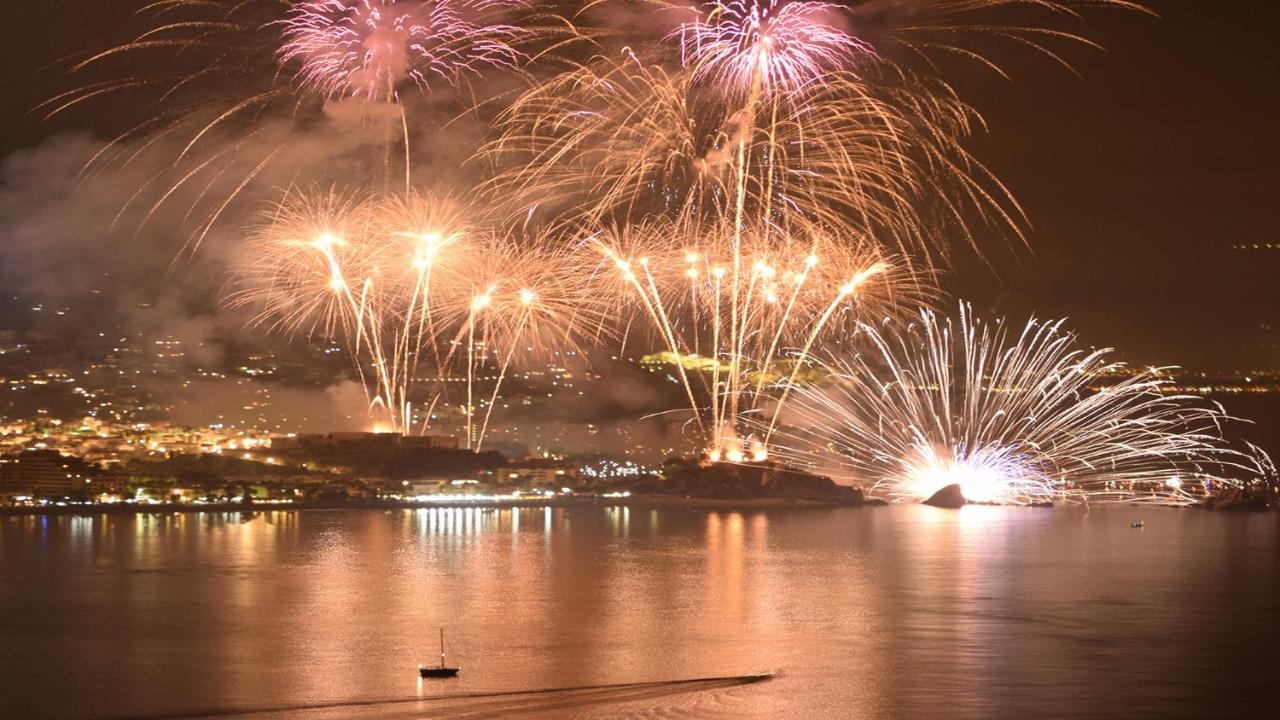 Las Palmeras Almunecar Bagian luar foto